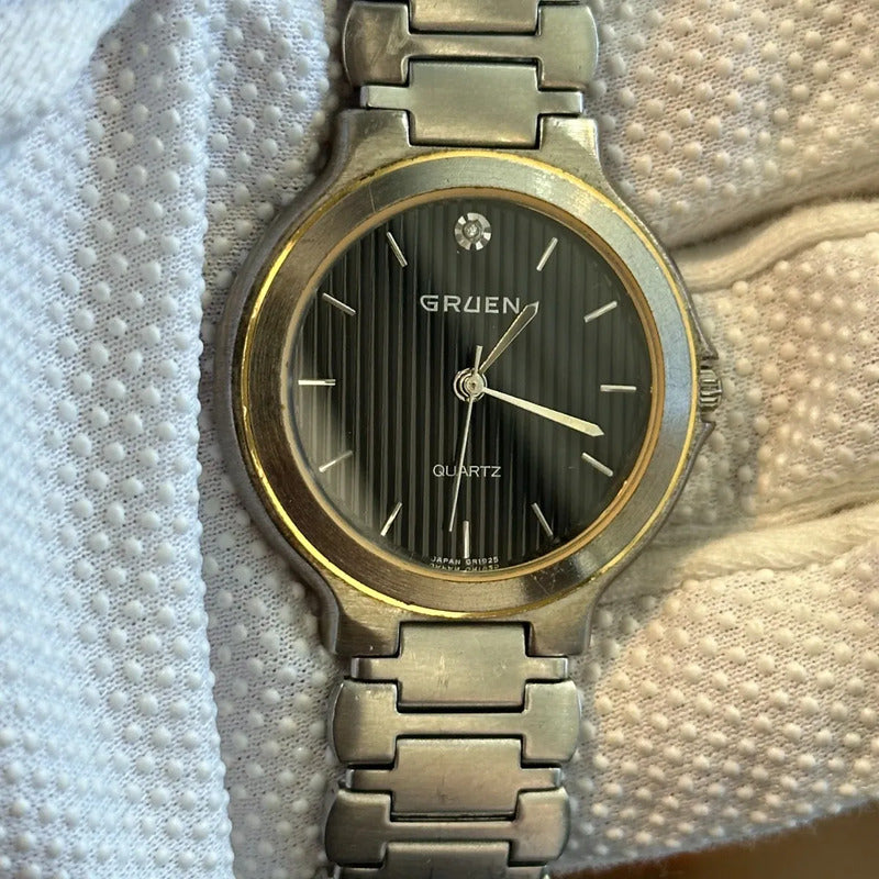 Reloj Gruen Unisex Dial Texturizado 34mm 1993 Diamante A Las 12