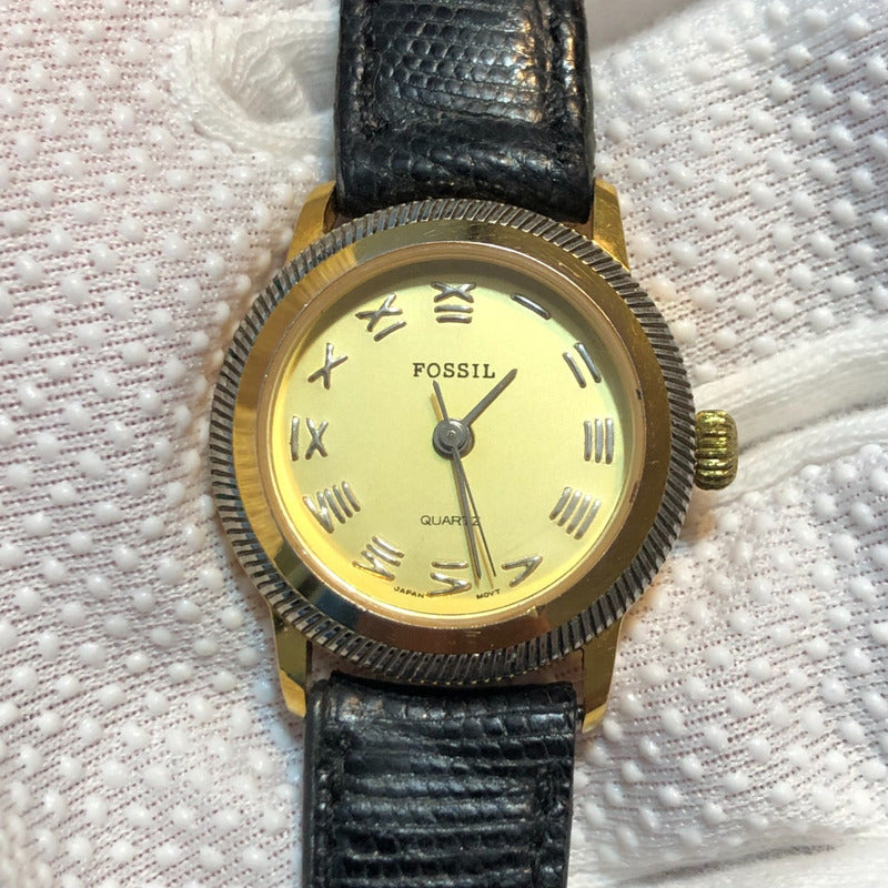 Reloj Fossil Mujer Años 80s Dorado Números Romanos Pionero
