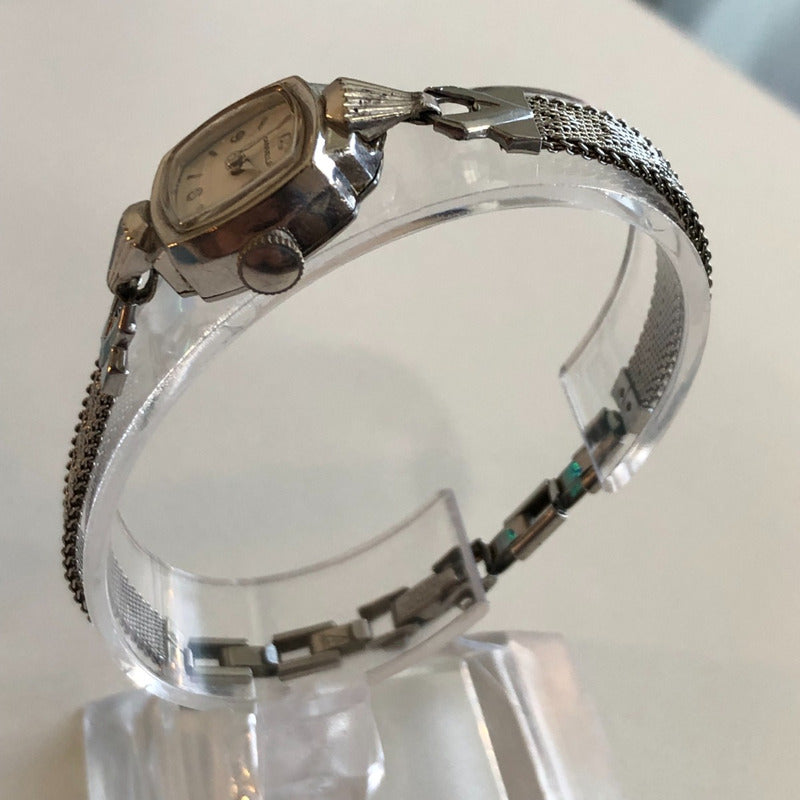 Caravelle By Bulova Mujer 1969 A Cuerda Rubíes Visibles