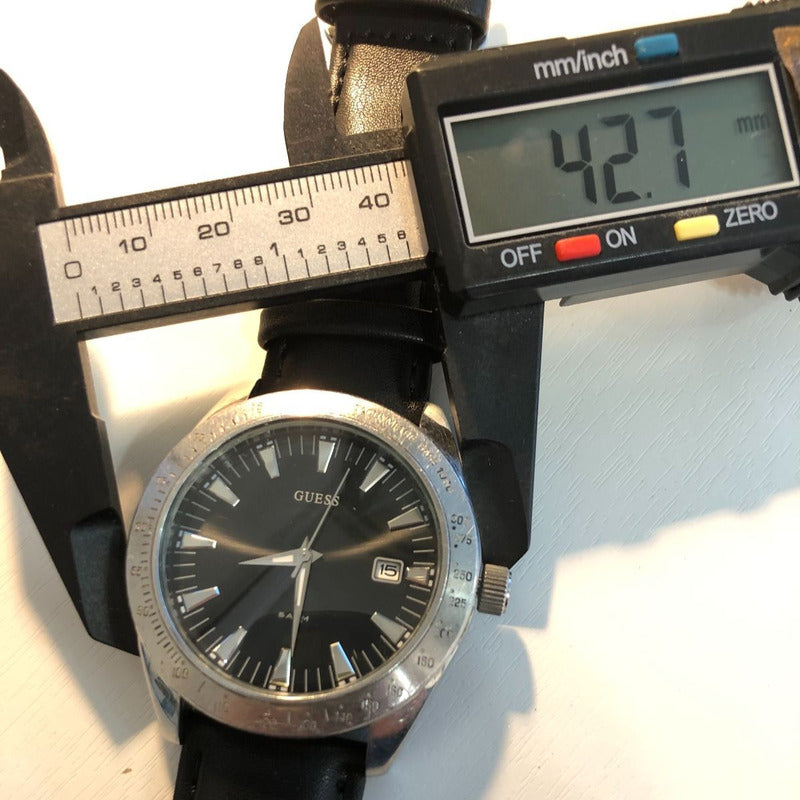 Reloj Guess Rayos Sol Negro Hombre 43mm Año 2012 Con Fecha.