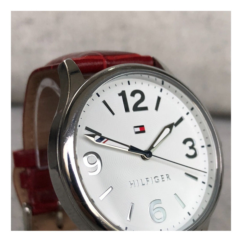 Reloj Tommy Hilfiger Mujer Modelo Casual-elegante Caja 38mm