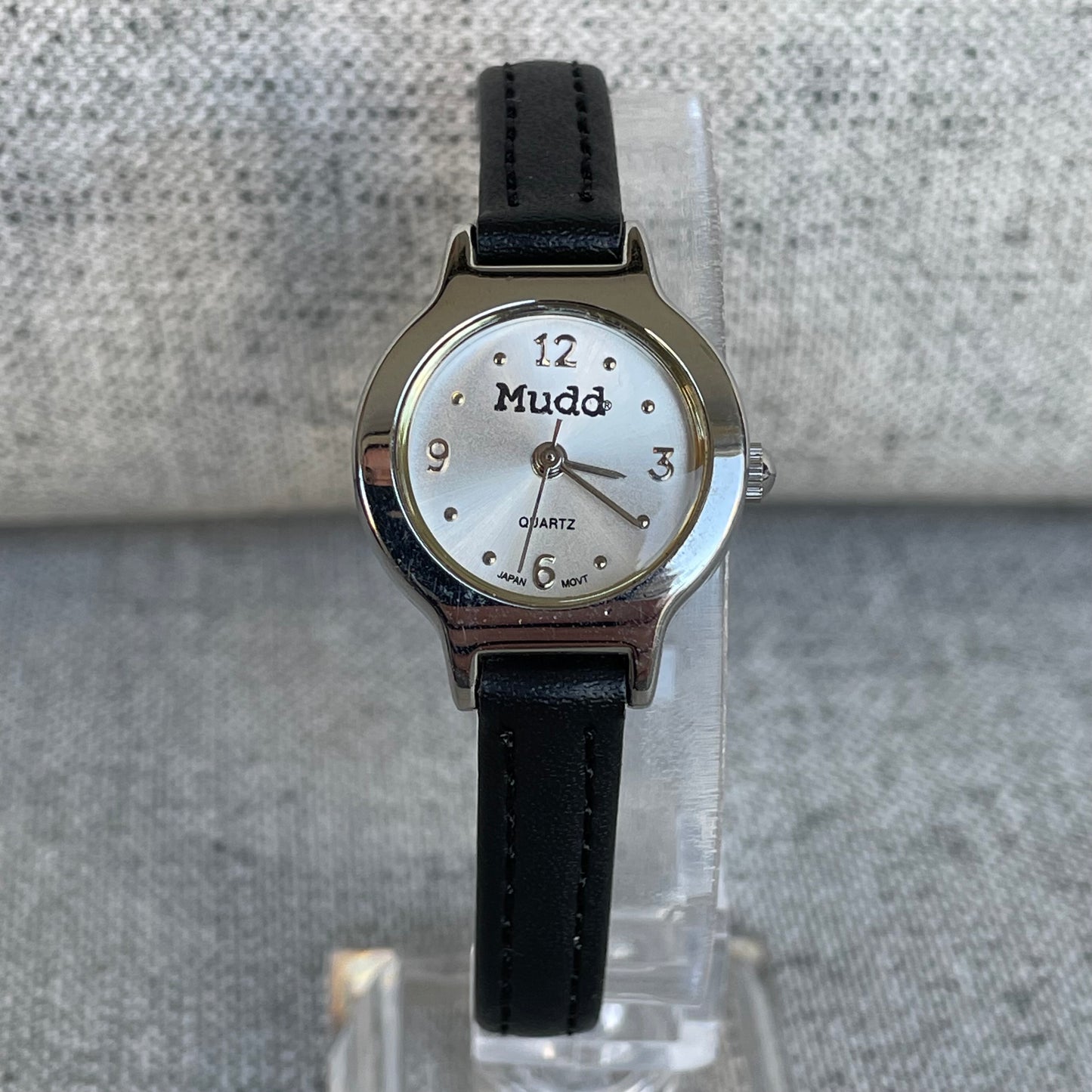 Reloj Mudd Mujer 2000’s Nácar Pila 24 mm Compacto