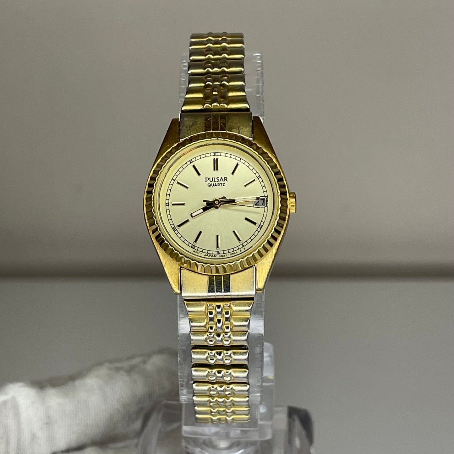 Reloj Pulsar by SEIKO V827-0440 Quartz Date Junio de 1995