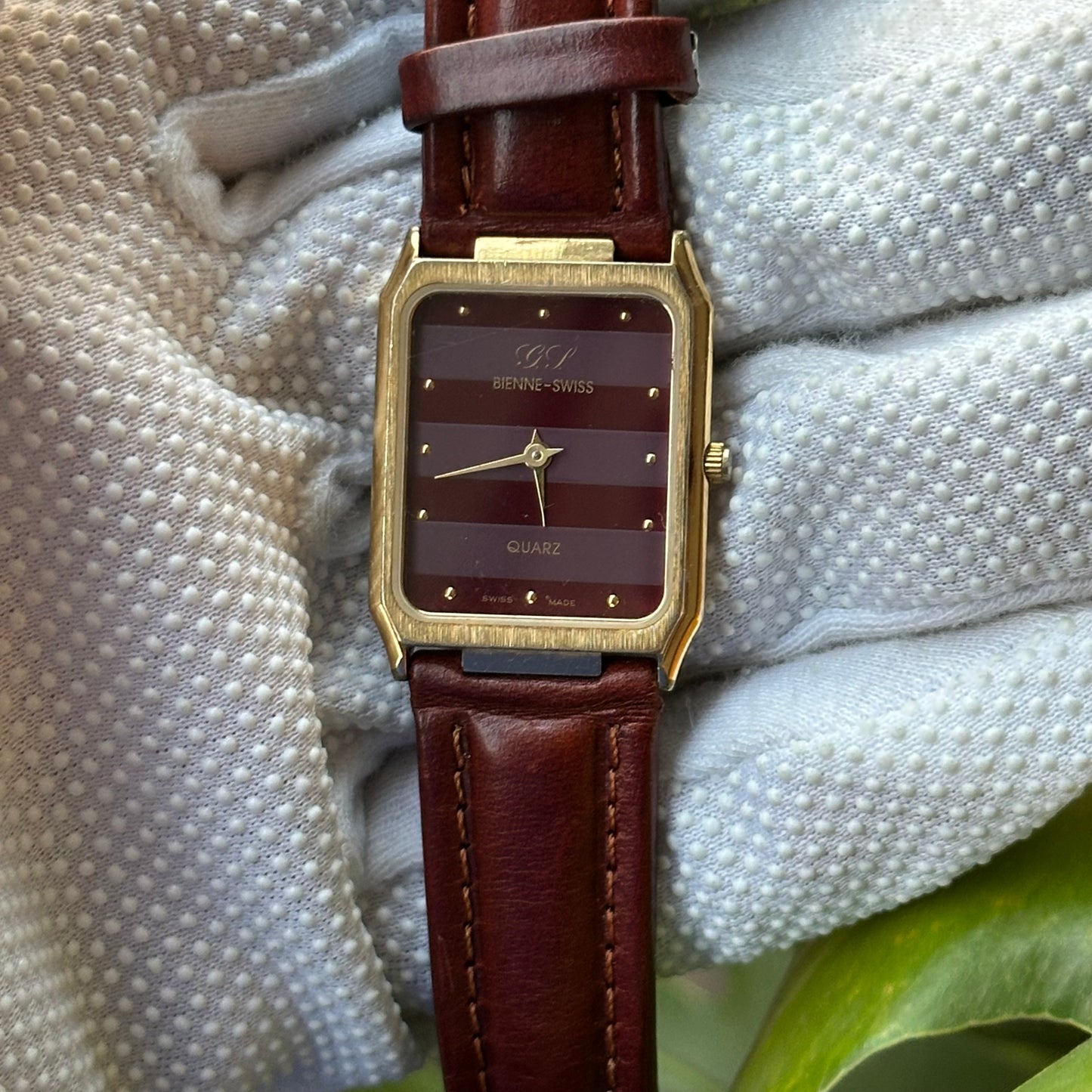 Reloj CG Bienne Swiss Mujer Cuarzo Años 90 Burdeos Pulsera Original