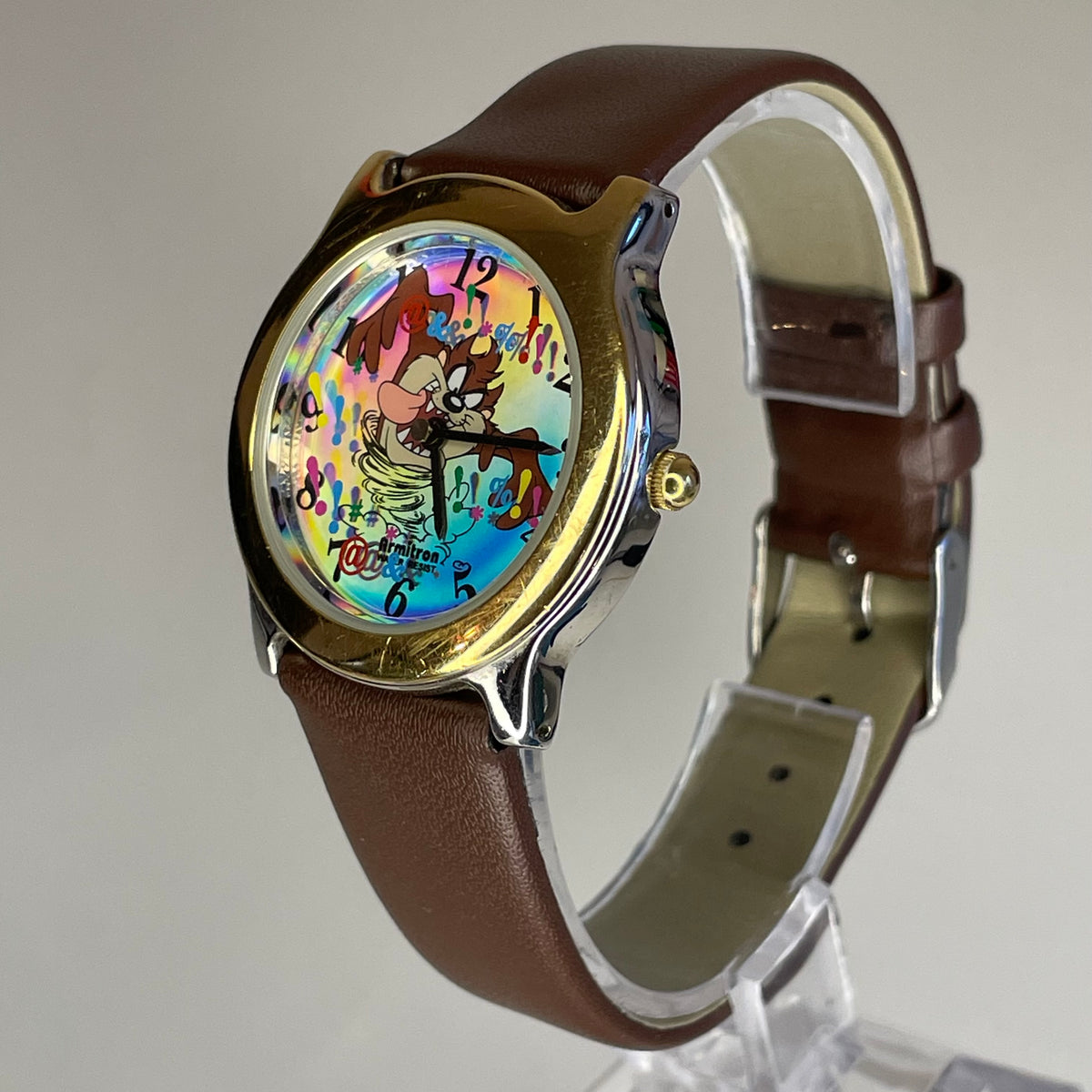 Reloj Armitron Looney Tunes Classic Collection Demonio de Tasmania Segundero de disco 1997 ÚNICO