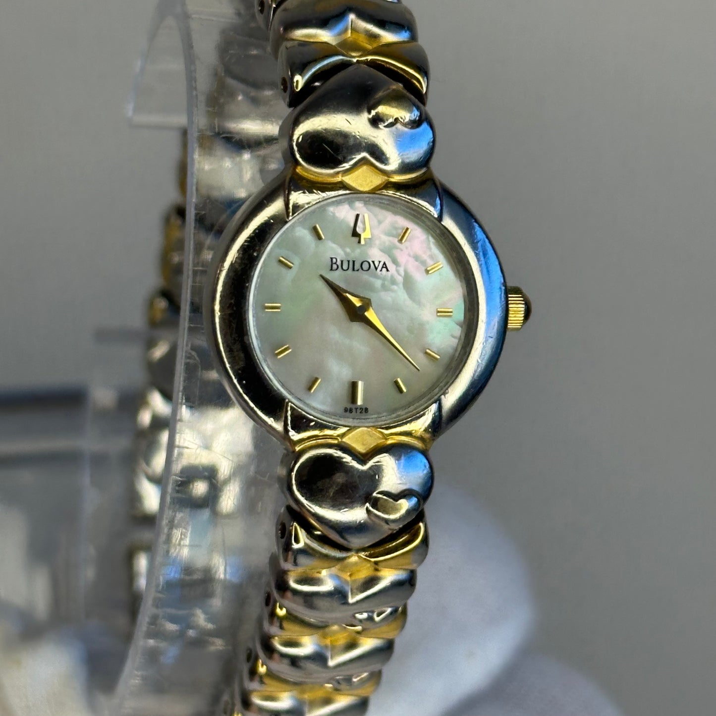 Reloj joya Bulova 98T28 Madreperla Heart Bracelet 2005 ÚNICO