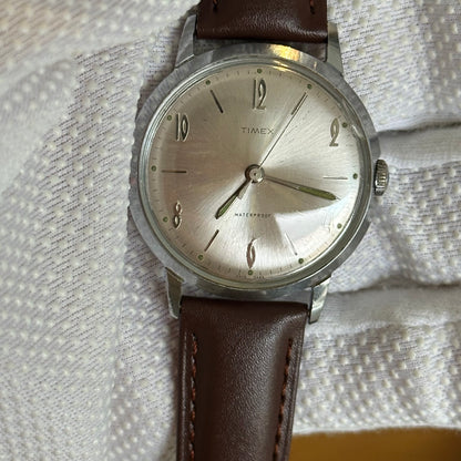 Reloj Timex Marlin Mecánico Dial Satinado Elab. en 1966 Funcionando OK MUY ESCASO — IMG_0086.jpeg