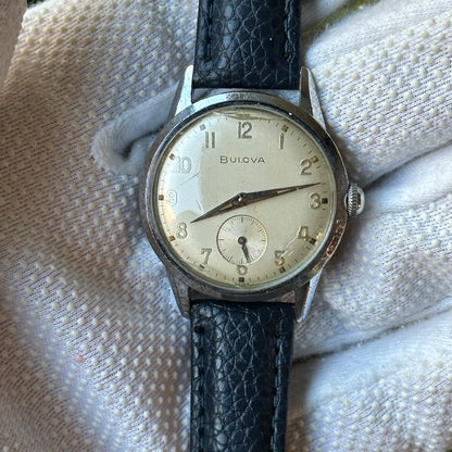Reloj Bulova A Cuerda Mecánico Suizo con Segundero Pequeño Año 1957 ESCASO
