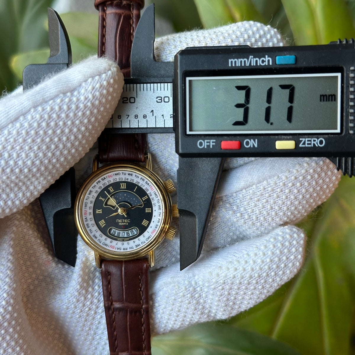 Reloj NETEC de mujer con calendario circular y motivo lunar Año 1990 - imagen 6