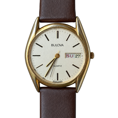 Reloj Bulova Quartz suizo de hombre, dial texturado Año 1982 - imagen 1