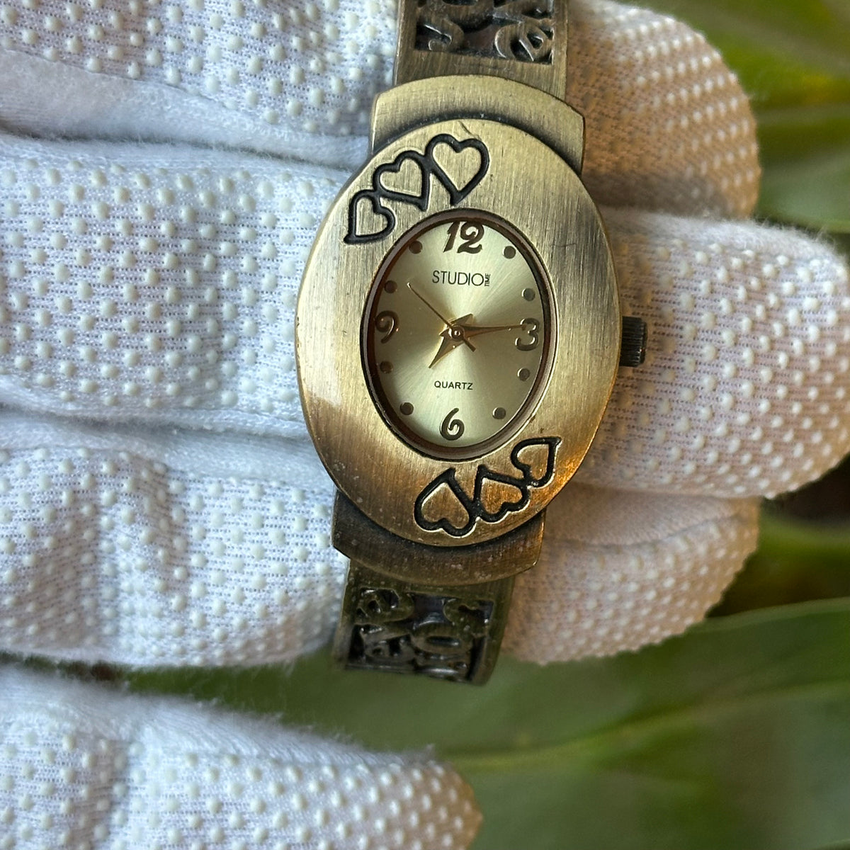 Reloj Studio Time de mujer con corazones y brazalete calado Año 2004 - imagen 4