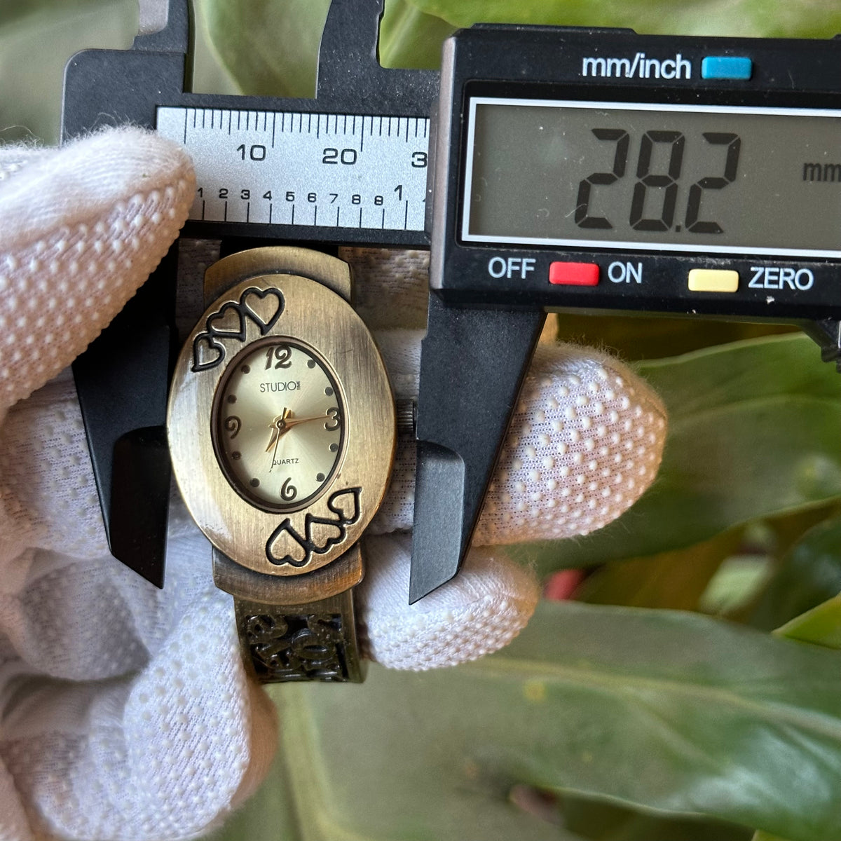 Reloj Studio Time de mujer con corazones y brazalete calado Año 2004 - imagen 7