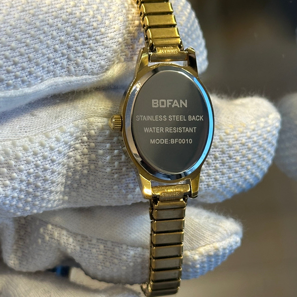 BOFAN BF0010 Oval Dorado NOS — Año 2024