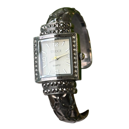 Studio Time STD5653T Cristal Curvo y Brazalete Floral Año 2012