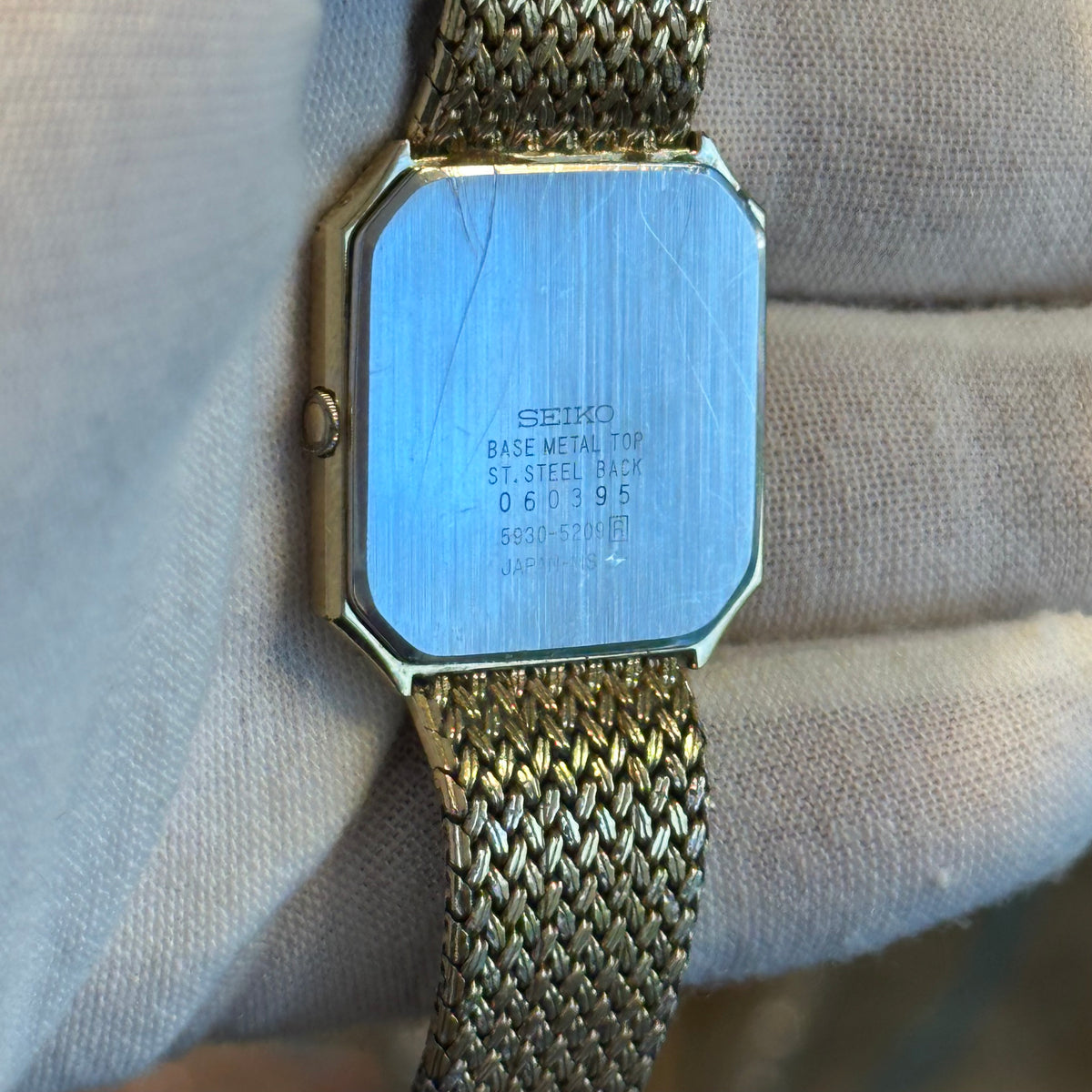 Seiko Unisex Quartz 5930-5209 Octogonal Dial mosaico Junio 1980 RARO