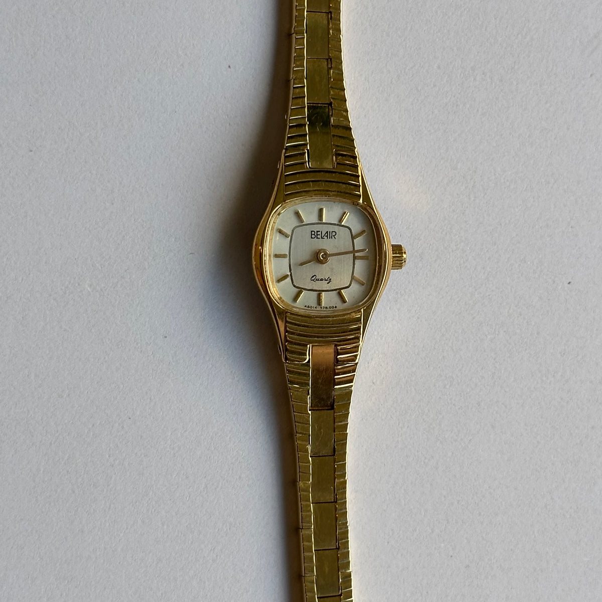 Belair Mujer A8014 Brazalete Dorado Integrado Año 1988 — IMG_2836.jpeg