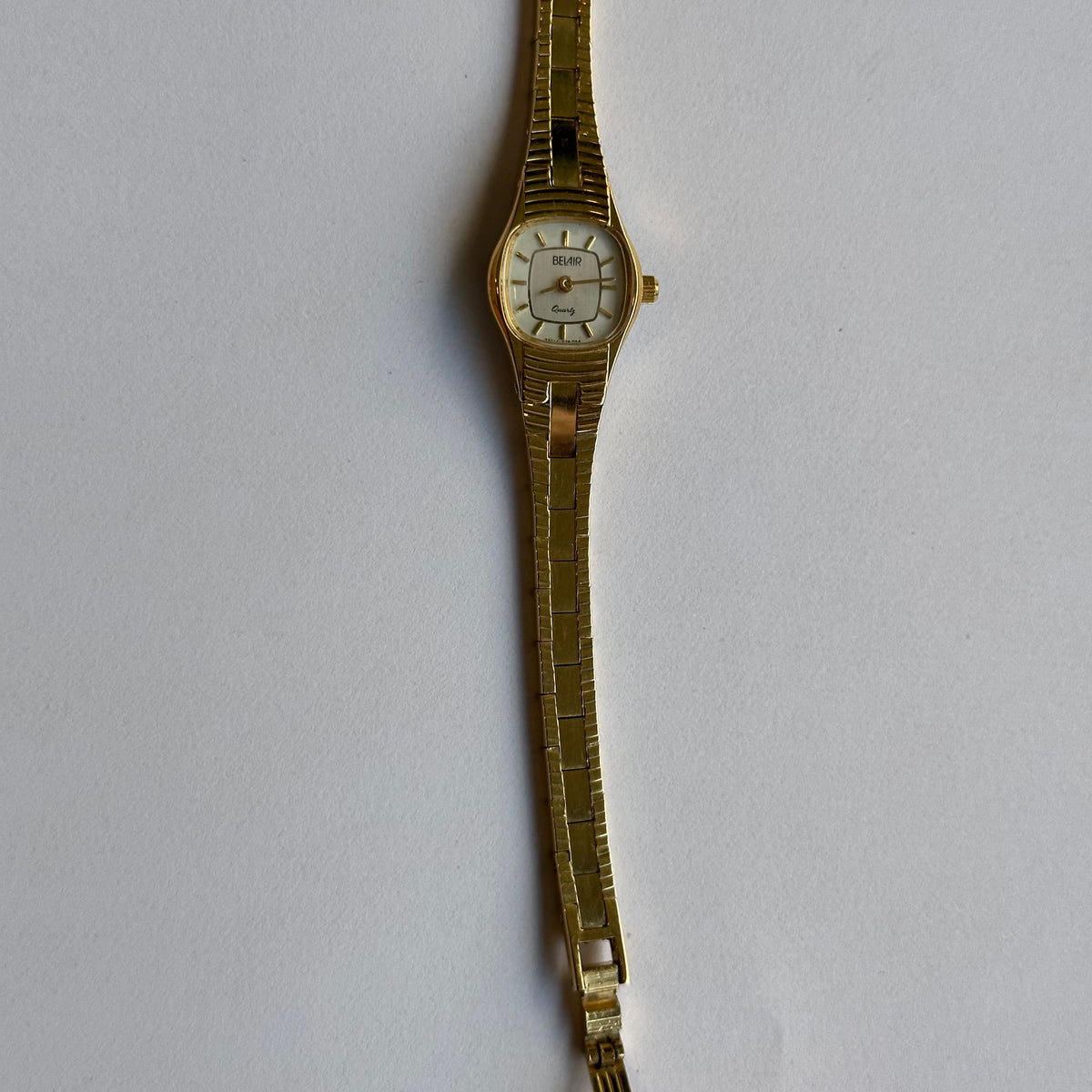 Belair Mujer A8014 Brazalete Dorado Integrado Año 1988 — IMG_2838.jpeg