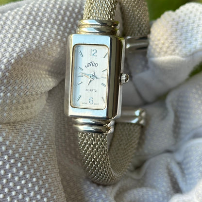 Alto Mujer ALT112 rectangular con brazalete de malla Año 1997 — IMG_2998.jpeg