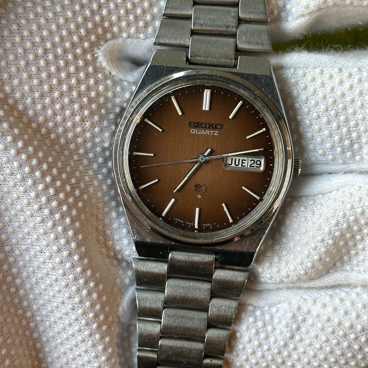 Seiko SQ Hombre Dial Café Degradado Pulsera Original Octubre 1977 — 1112-IMG_3796.jpeg
