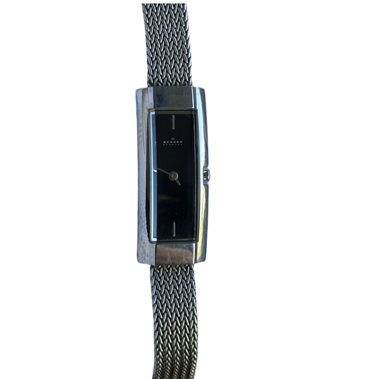 Reloj Skagen Denmark  Mujer Años 2000 Rectangular Malla Acero
