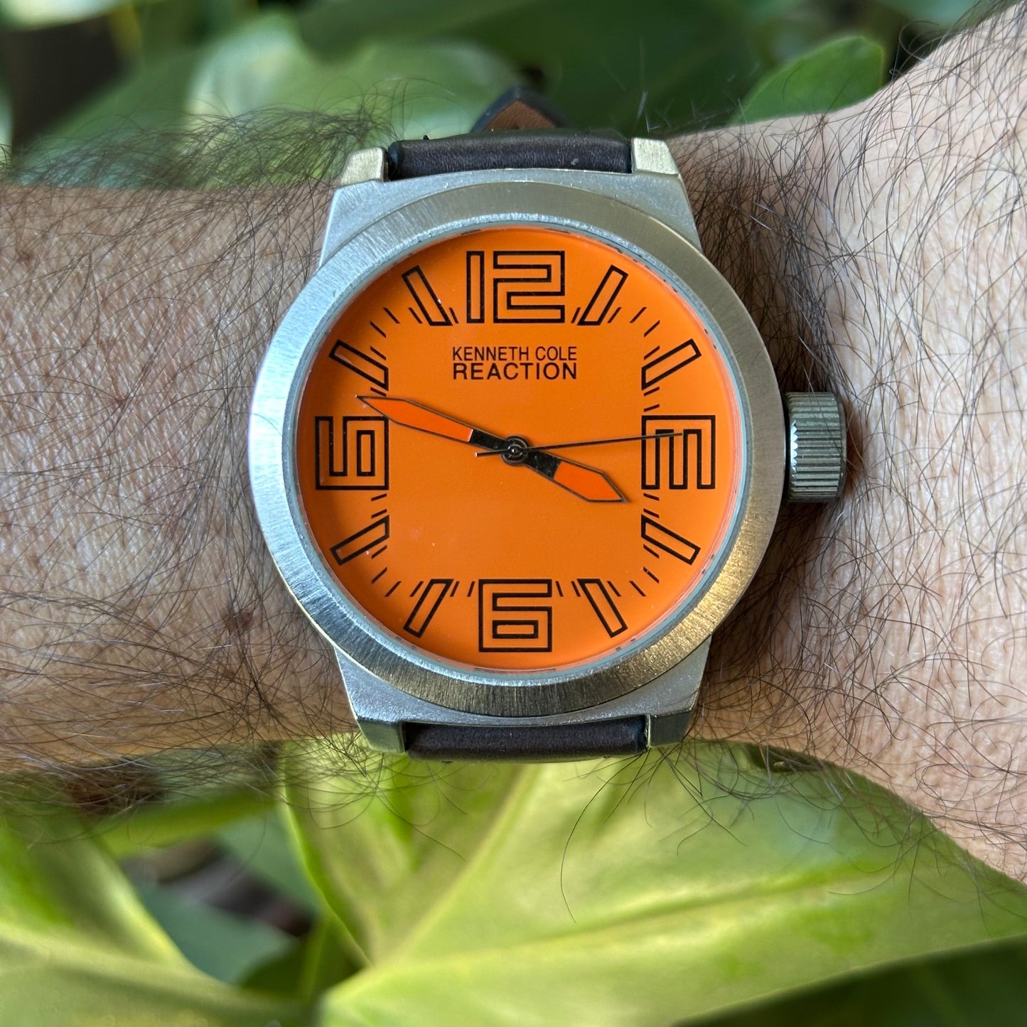 Reloj Kenneth Cole Hombre 2010s Naranja Oversize Acero RARO
