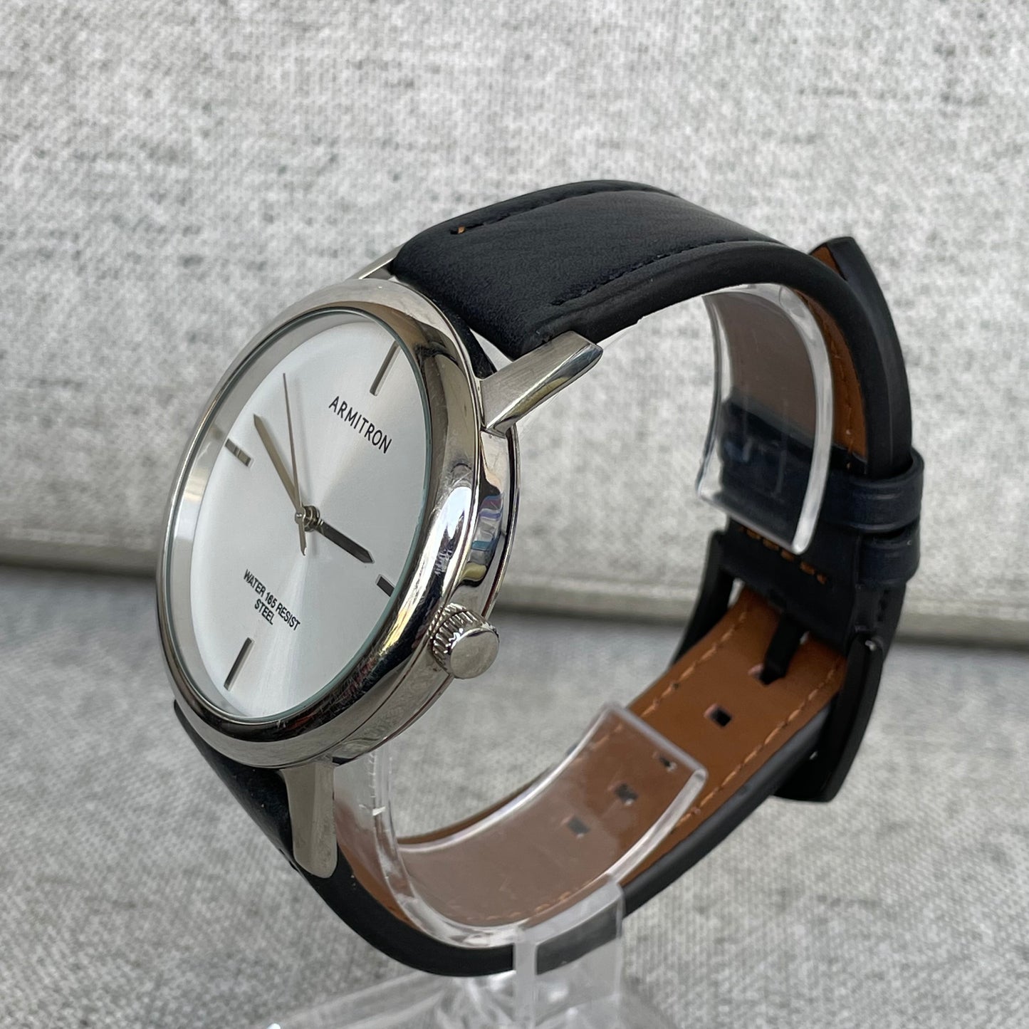 Armitron Minimalista Acero 2010s Hombre Impecable Dial Mármol