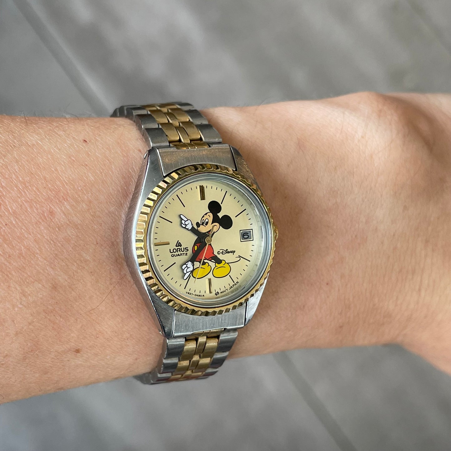 Reloj Lorus by SEIKO Mickey Mouse Mujer Vintage 90s Two Tone