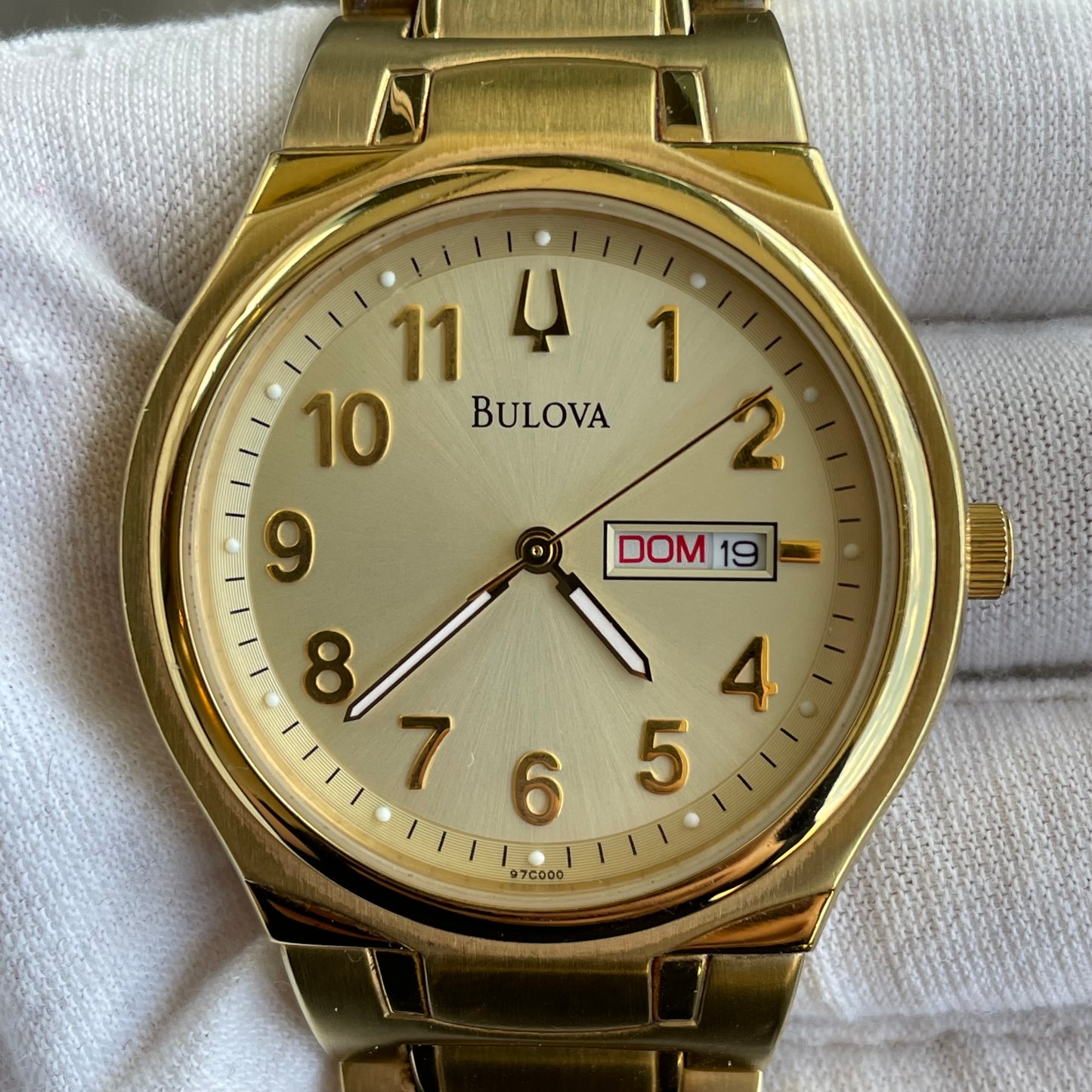 Reloj Bulova Hombre Dorado Day-Date 2008 Clásico Impecable único