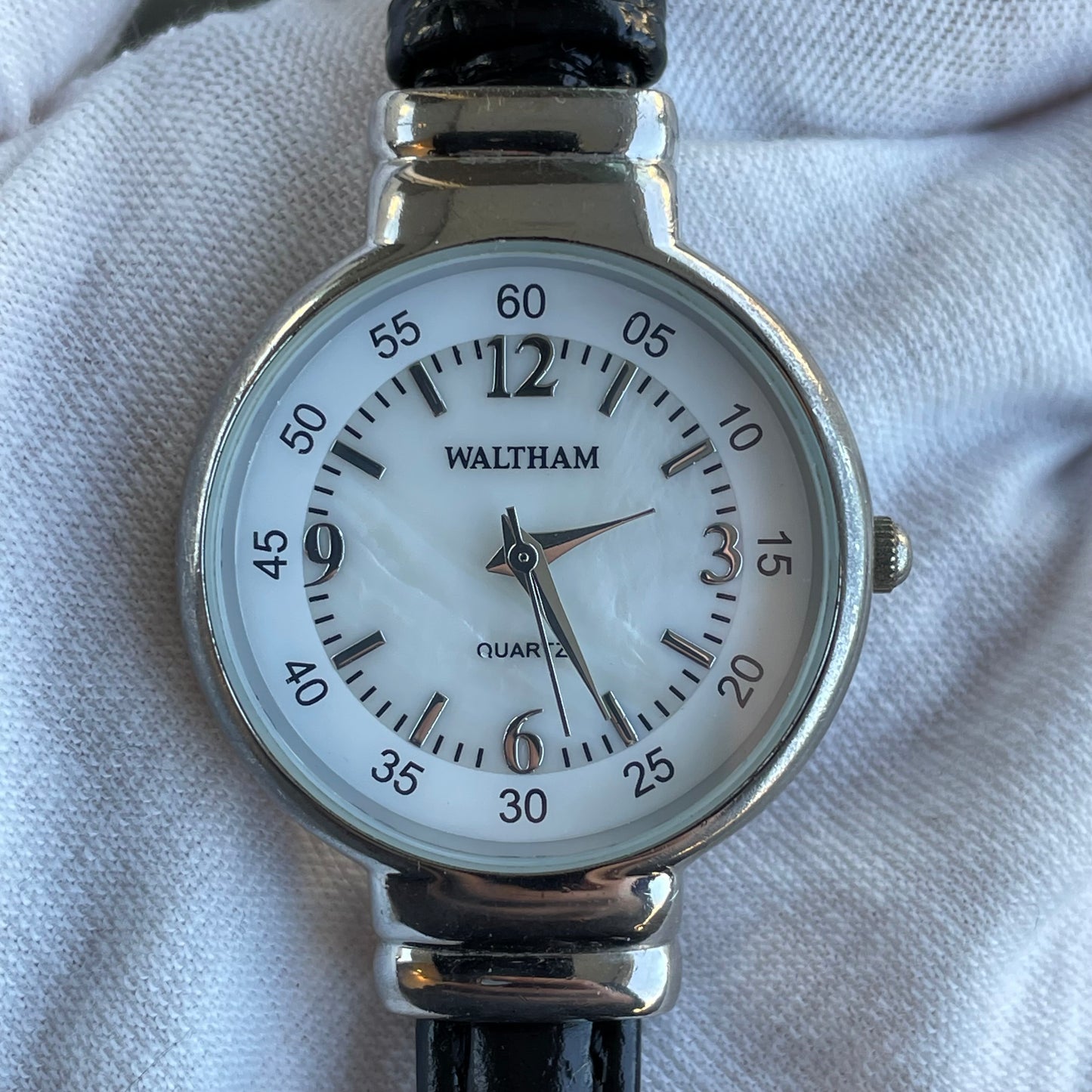 Reloj Waltham Mujer Cuarzo Nacarado 2000s único