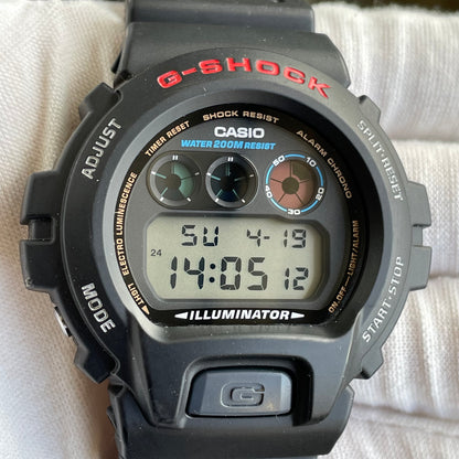 Reloj CASIO G-Shock 200M Illuminator DW-6900 Años 2000