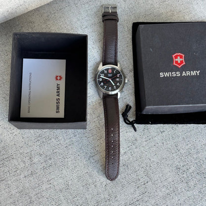 Reloj Victorinox Swiss Army Hombre 2009 Full Set New Old Stock Garrison