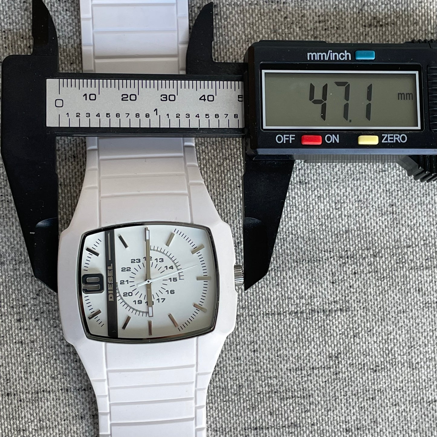 Reloj Diesel DZ-1321 Hombre Blanco Año 2008