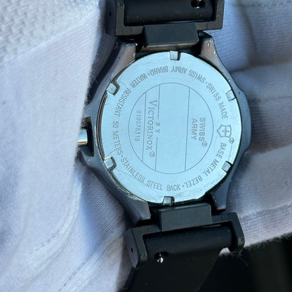 Reloj Victorinox Swiss Army Hombre 2006 Militar Cuarzo Field