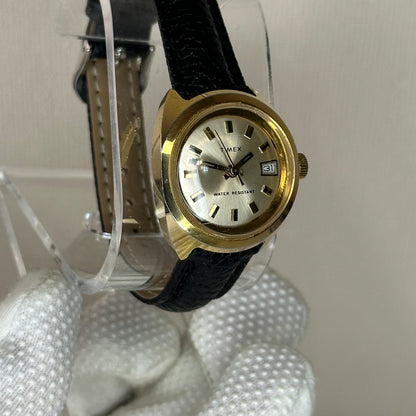 Reloj Timex Mujer Años 70s A Cuerda Con Fecha y Caja tonneau Modernismo Geométrico