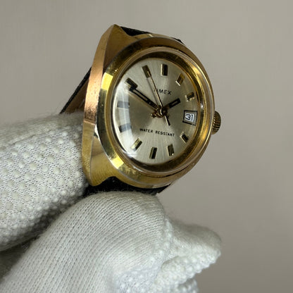 Reloj Timex Mujer Años 70s A Cuerda Con Fecha y Caja tonneau Modernismo Geométrico