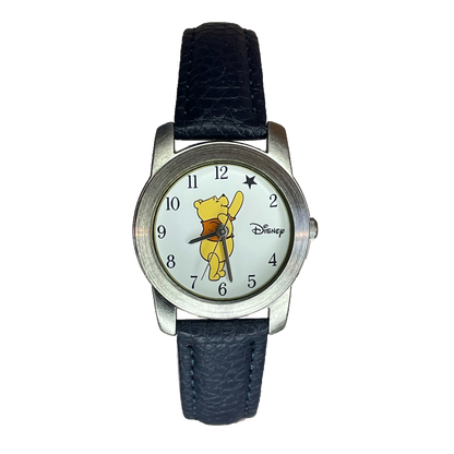 Disney Winnie the Pooh MU0927, vista frontal sin fondo.