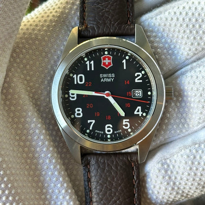 Reloj Victorinox Swiss Army Hombre 2009 Full Set New Old Stock Garrison