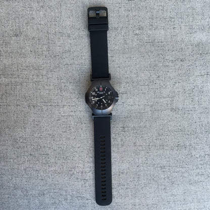 Reloj Victorinox Swiss Army Hombre 2006 Militar Cuarzo Field