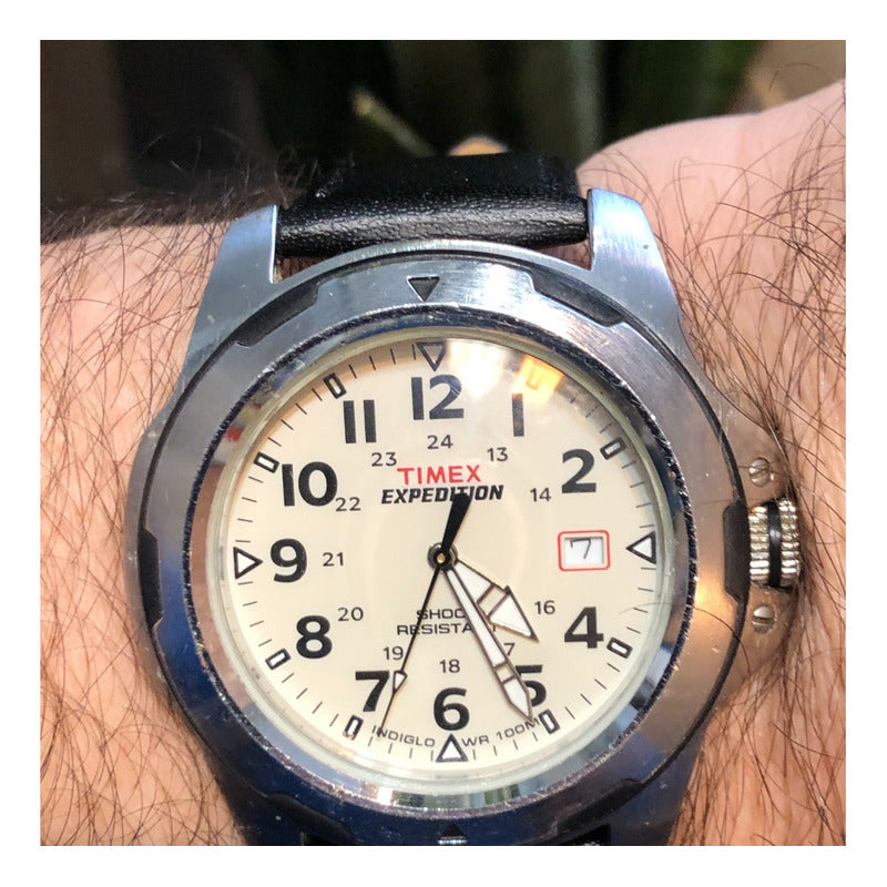 Reloj Timex Expedition Field Shock Oversized Años 2000 Crema