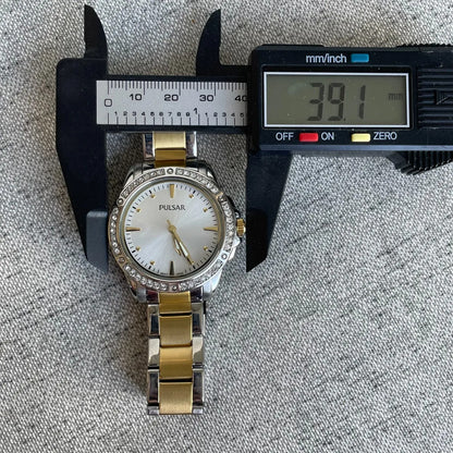 Reloj Pulsar By Seiko Mujer Años 2010s Bisel Con Cristales Vj21