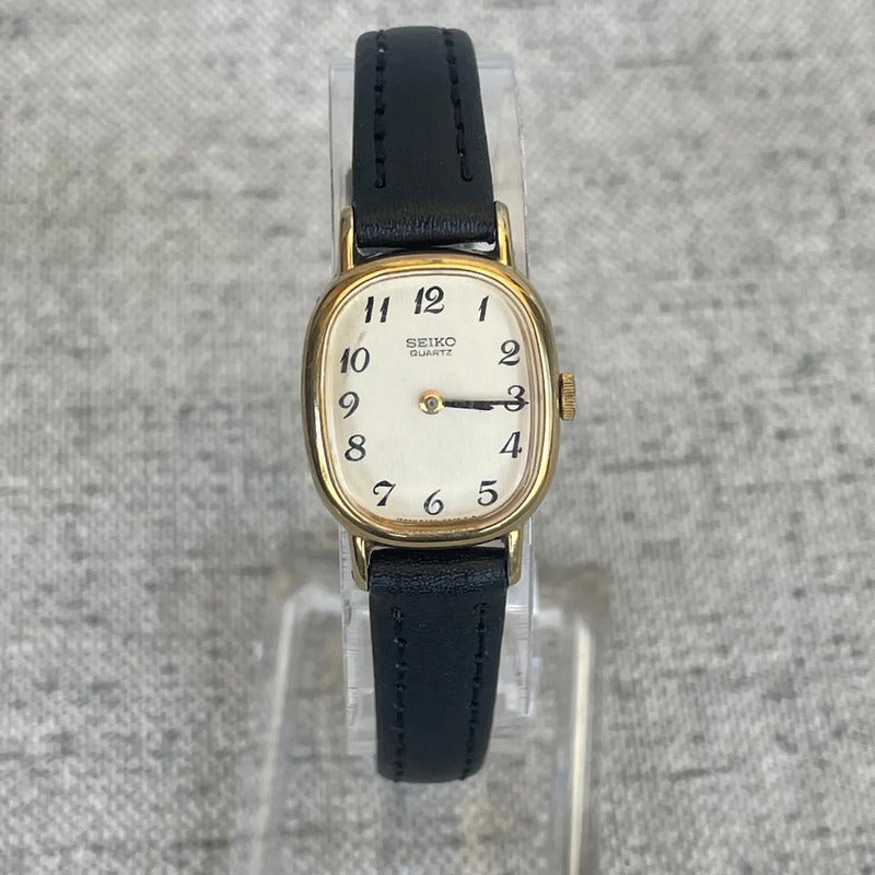 Reloj Seiko Mujer Vintage 1982 Caja Cushion Elegante Crema