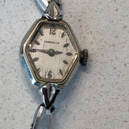 Reloj Caravelle By Bulova Suizo 1971 A Cuerda Mujer 17 Rubíes