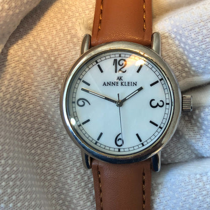 Reloj Anne Klein Nácar Mujer Año 2003 Transition Line Escaso