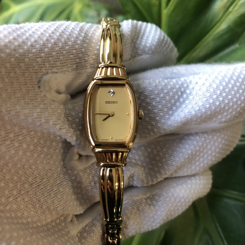 Reloj Seiko Mujer Año 1997 Cuarzo Tonneau Aplique Diamante