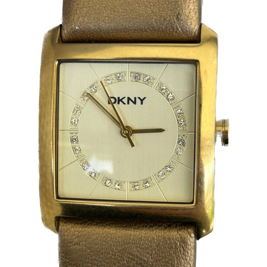 Reloj Dkny Mujer 2007 Dorado Caja Cuadrada Correa Original