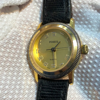 Reloj Fossil Mujer Años 80s Dorado Números Romanos Pionero