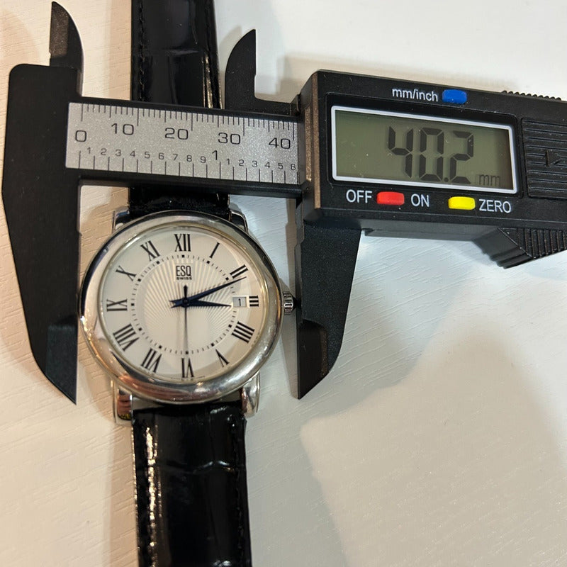 Reloj ESQ Swiss Hombre Año 2002 Guilloché Corona Azul Movado