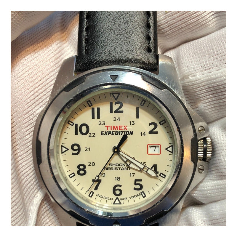 Reloj Timex Expedition Field Shock Oversized Años 2000 Crema