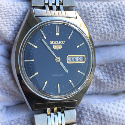 Reloj Seiko 5 Automático Hombre Octubre 1981 Japan Cased