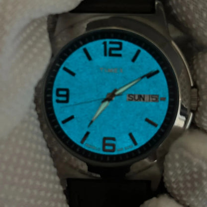 Reloj Timex Hombre Negro Day-date 2014 Indiglo Dial Cuadri.